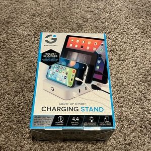 Light Up Charging Stand - Smartgear